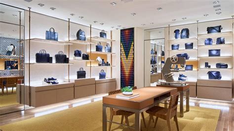 louis vuitton holt renfrew sherway|louis vuitton vancouver bc.